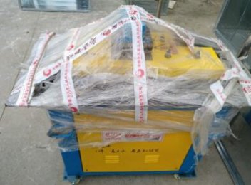 内蒙古自治区戚经理采用咬口机